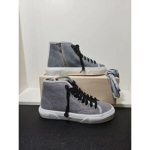 P448 Sally Hightop Sneaker Size 36